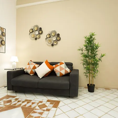 San Peter Borgo 68 * Рим