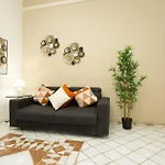 San Peter Borgo 68 * 罗马