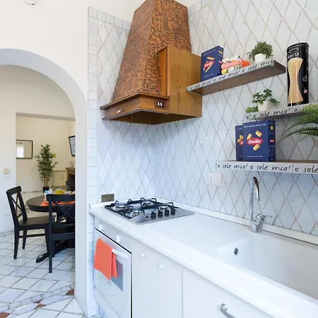 San Peter Borgo 68 *